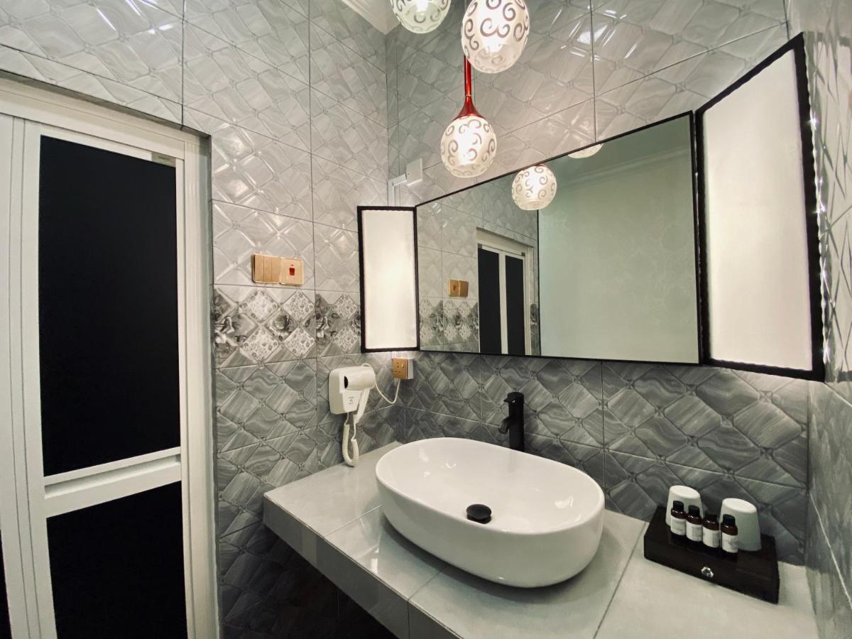 J Boutique Hotel 新张优惠 Muar Eksteriør bilde