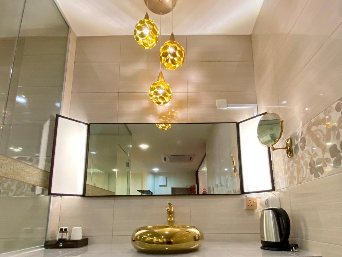 J Boutique Hotel 新张优惠 Muar Eksteriør bilde